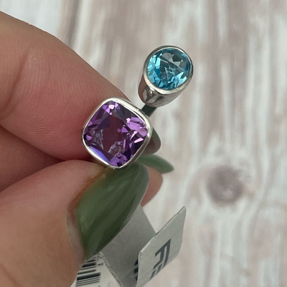 New, Authentic EFFY
Sterling Silver, Blue Topaz & Amethyst Open Ring Sz 7 - Picture 17 of 17